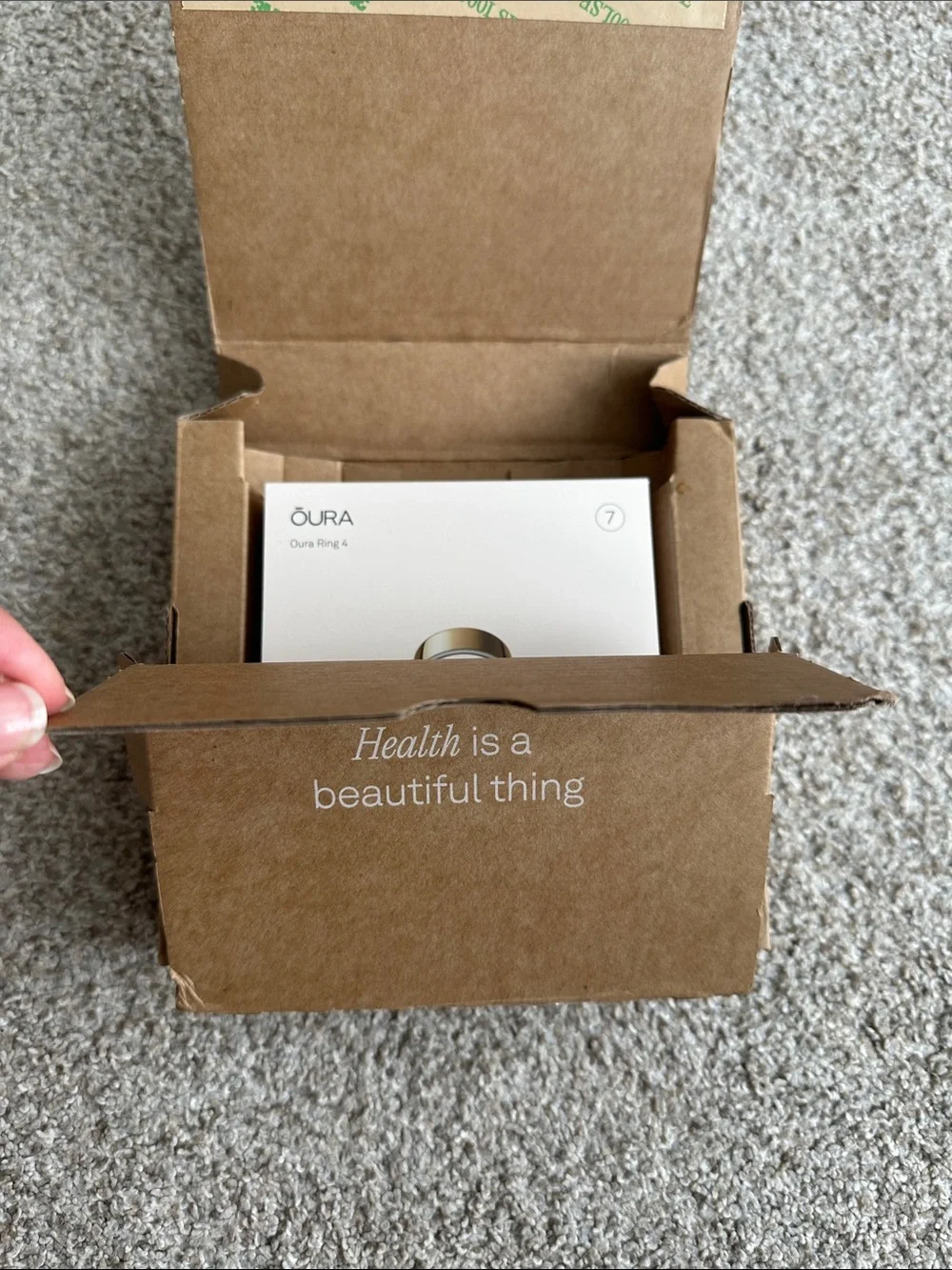 Oura Ring 4 - Gold - Brand New